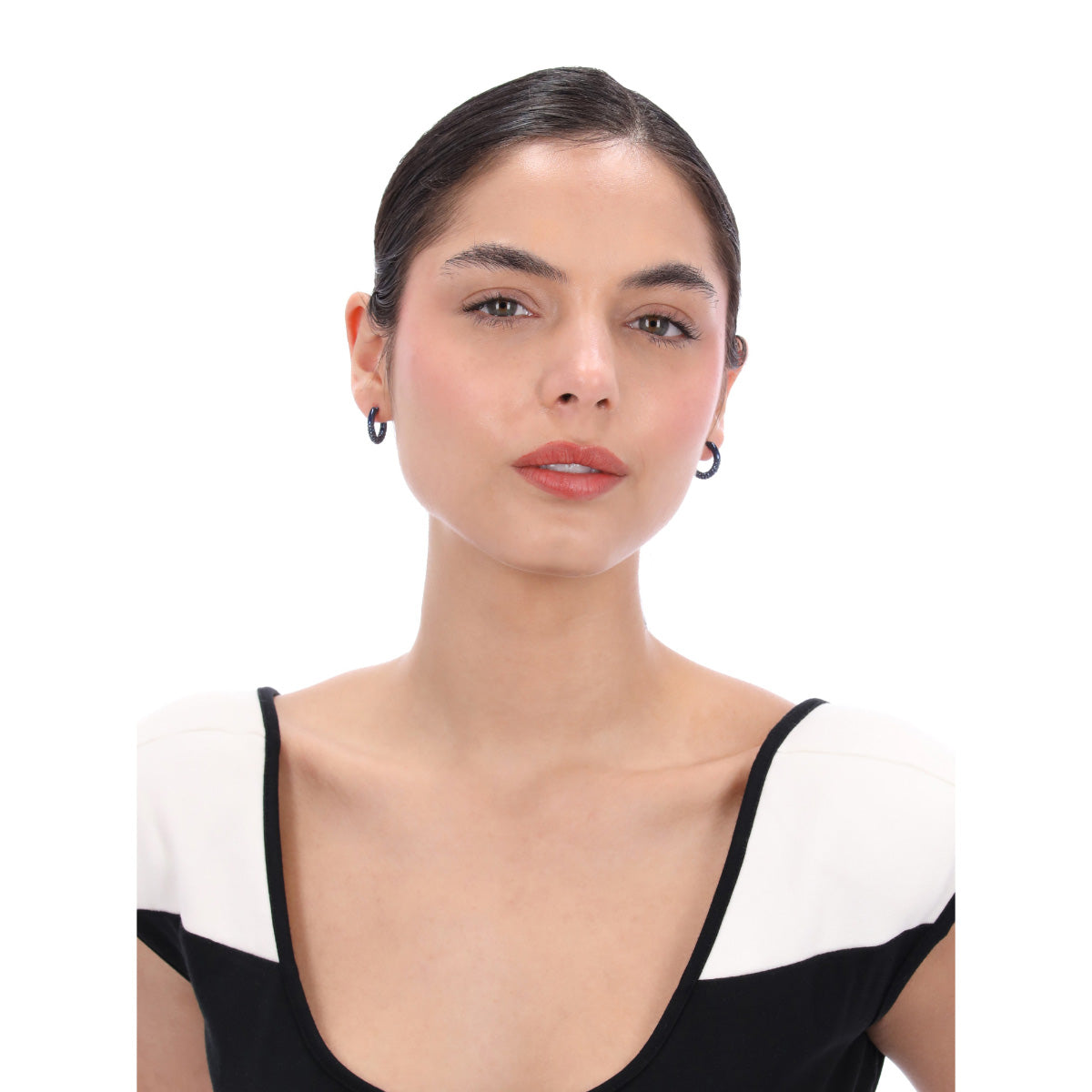 Aretes Dkny Color Dorado 04G00675