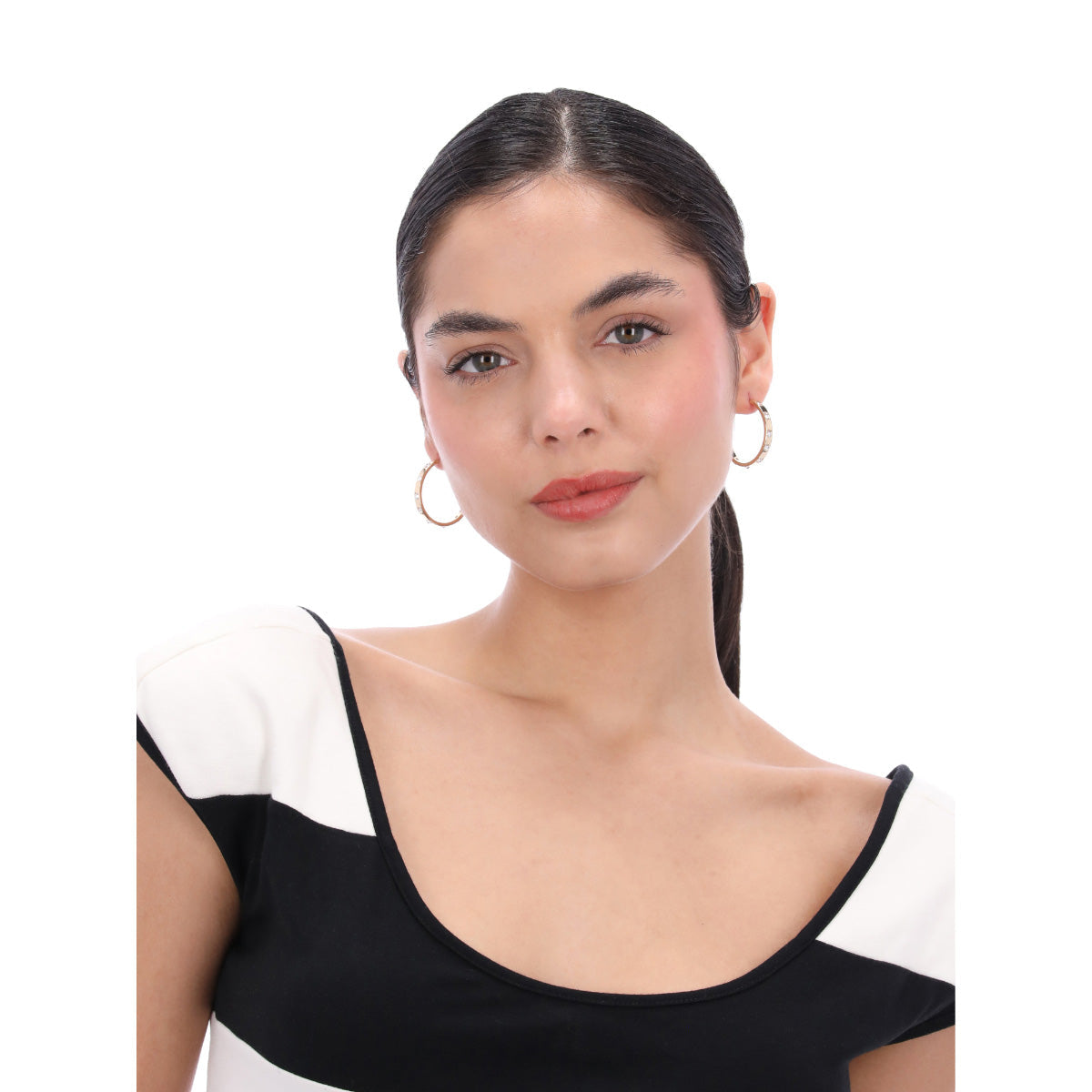Aretes Dkny Color Dorado 04G00682