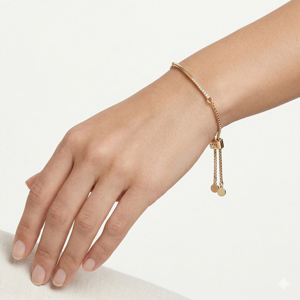 Pulsera DKNY Color Dorado 60519871 Para Dama