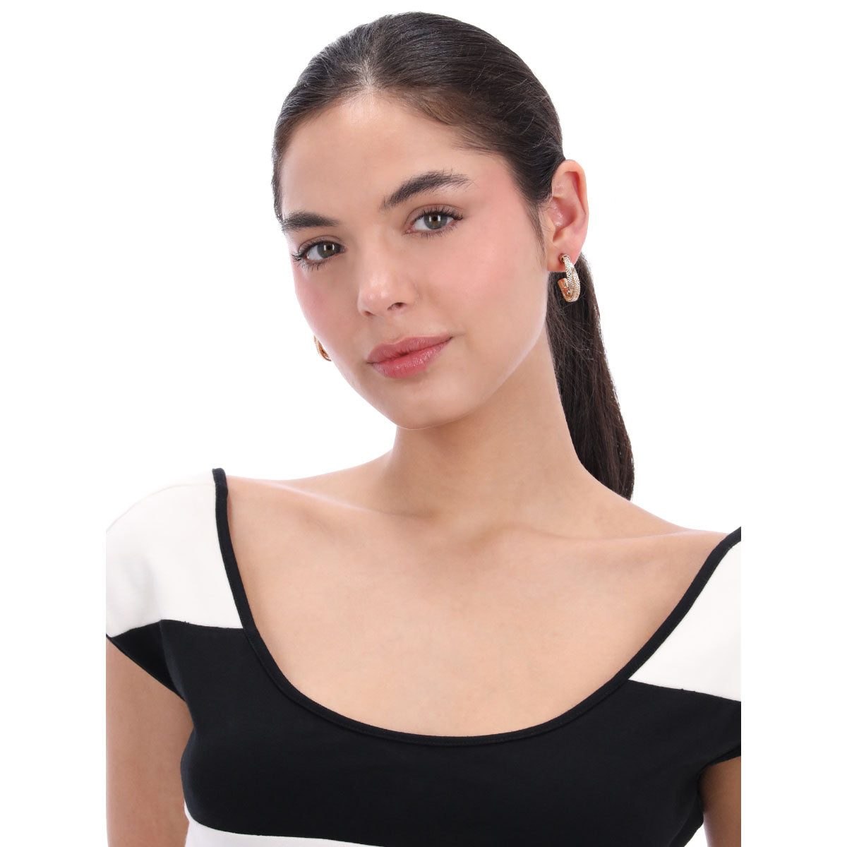 Aretes Napier Color Dorado 17G03100 Para Dama