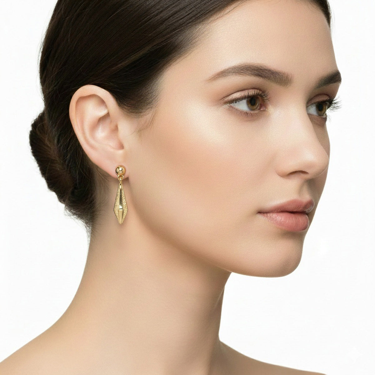 Aretes Napier Color Dorado 17G03606 Para Dama