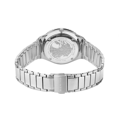 Reloj Bering Color plateado 18936-704