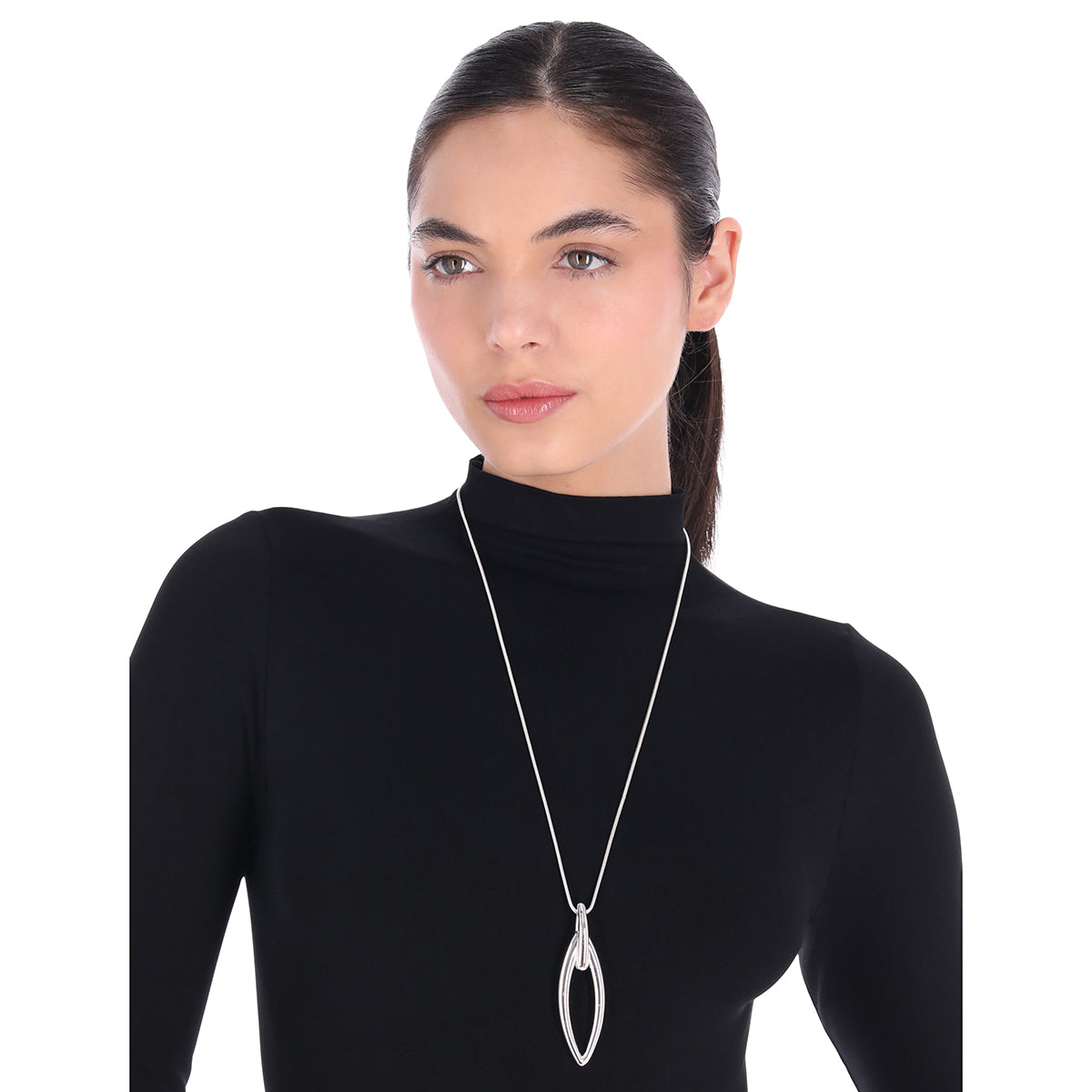 Collar Nine West Color Plateado 19N01549 para Dama