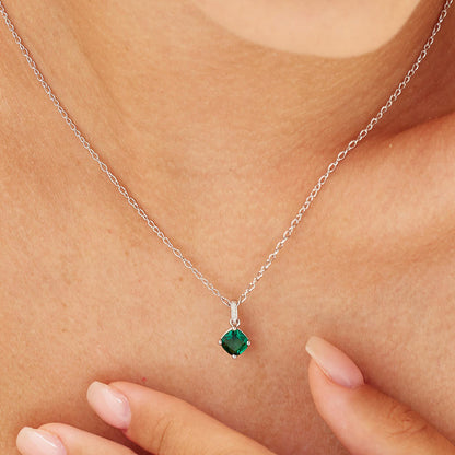 Charm Brosway color verde FLG15 / No incluye collar