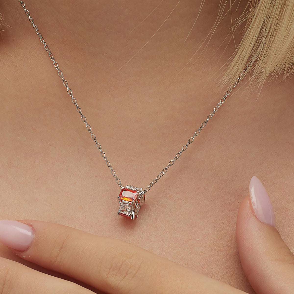 Charm Brosway FVO01 / No incluye cadena